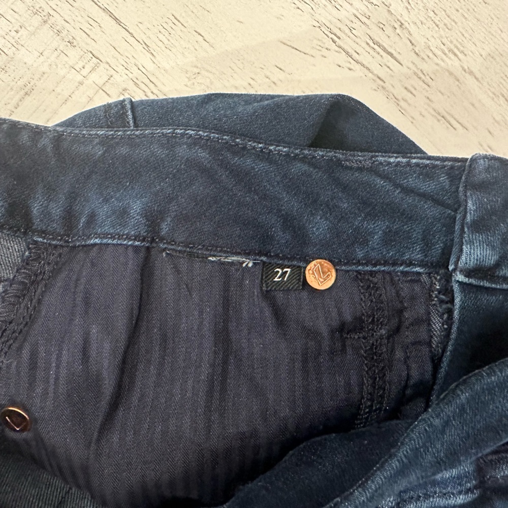 7 For All Mankind Dark Denim Straight Leg Jeans Sz 27 - Picture 3 of 8